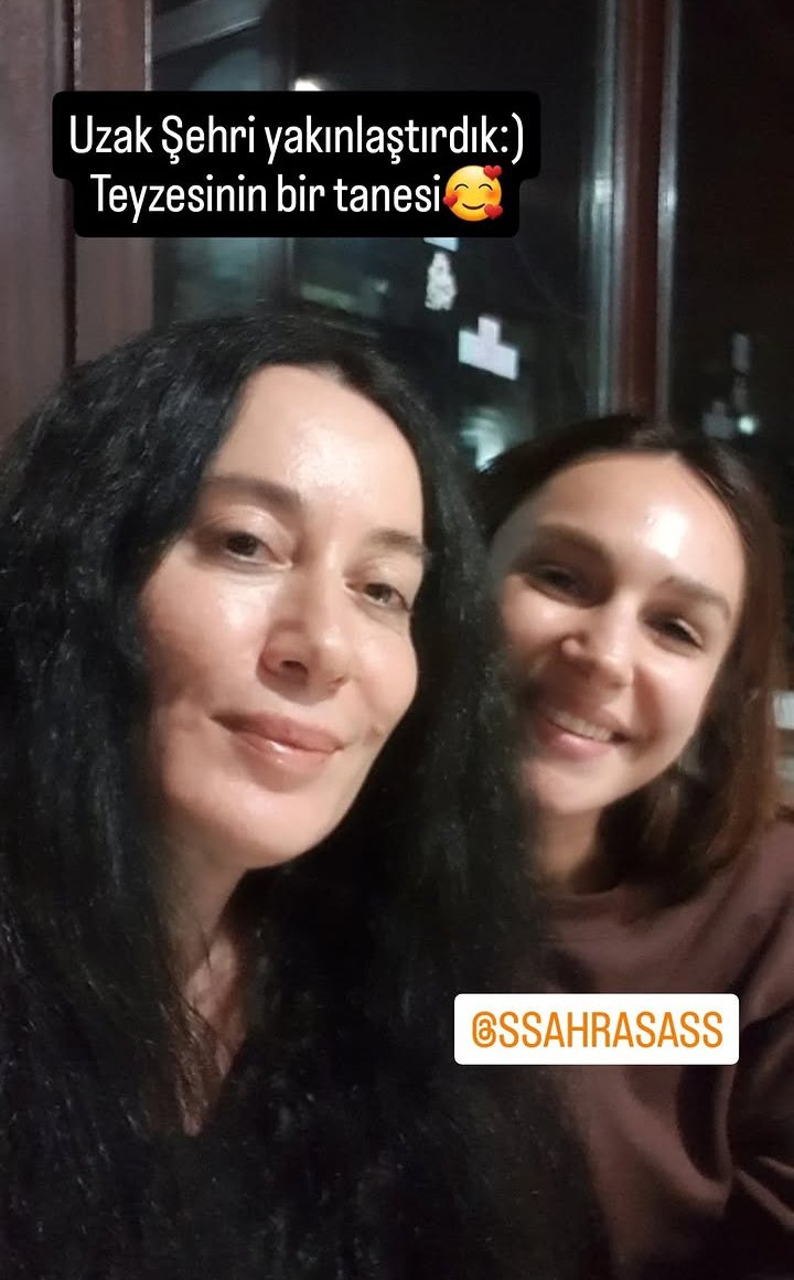 sahrasasupdates's tweet photo. 📌 Sahra Şaş instagramda yeni bir paylaşım yaptı. https://t.co/Zuc0x74yrN
