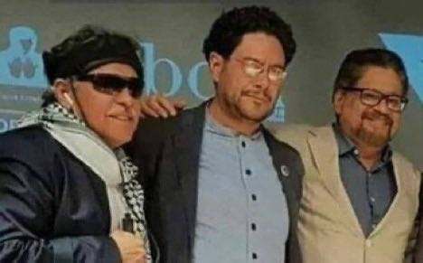 DoñaPily tweet media