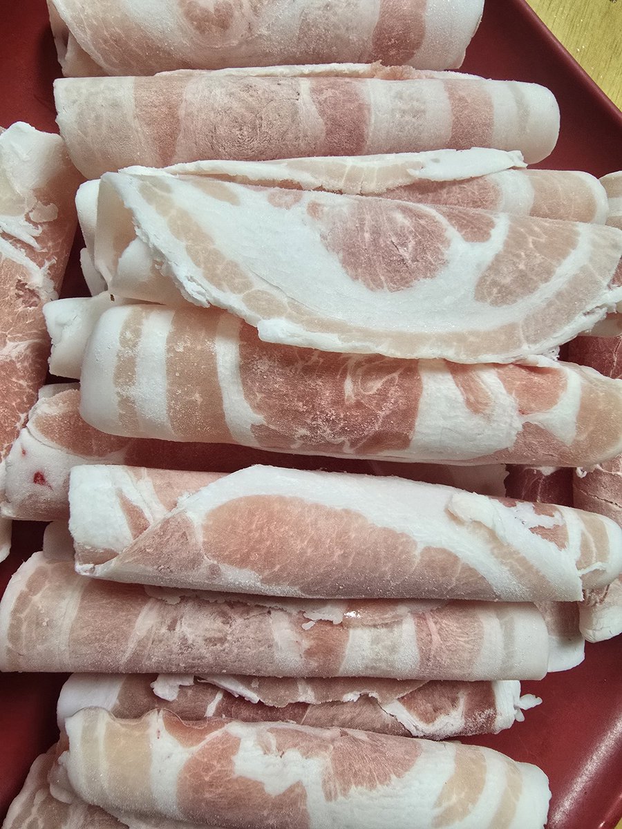 Hana Kim tweet media