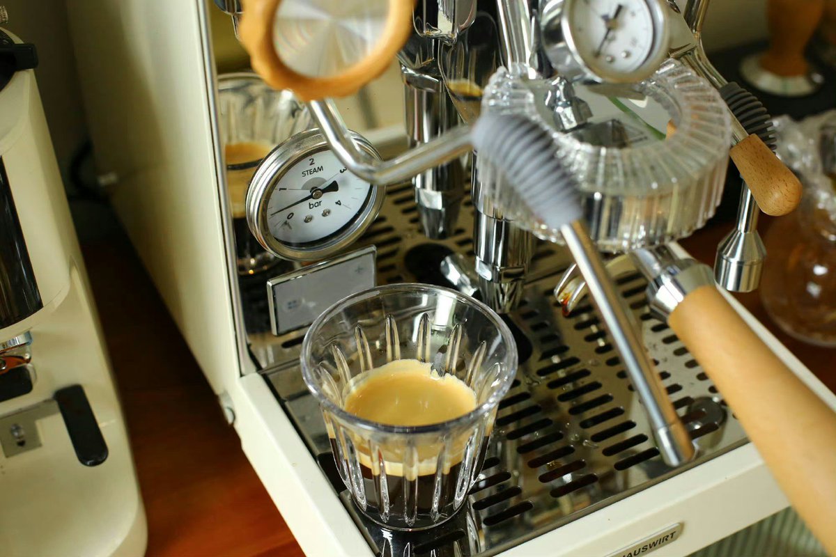 chris gist tweet media