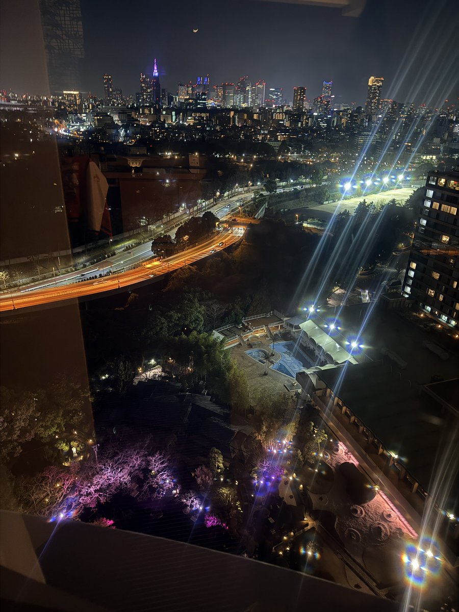 LucyOrks tweet media