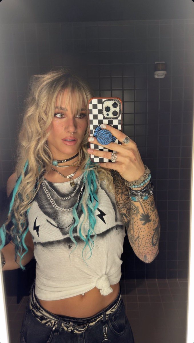 Surfer Sol. tweet media