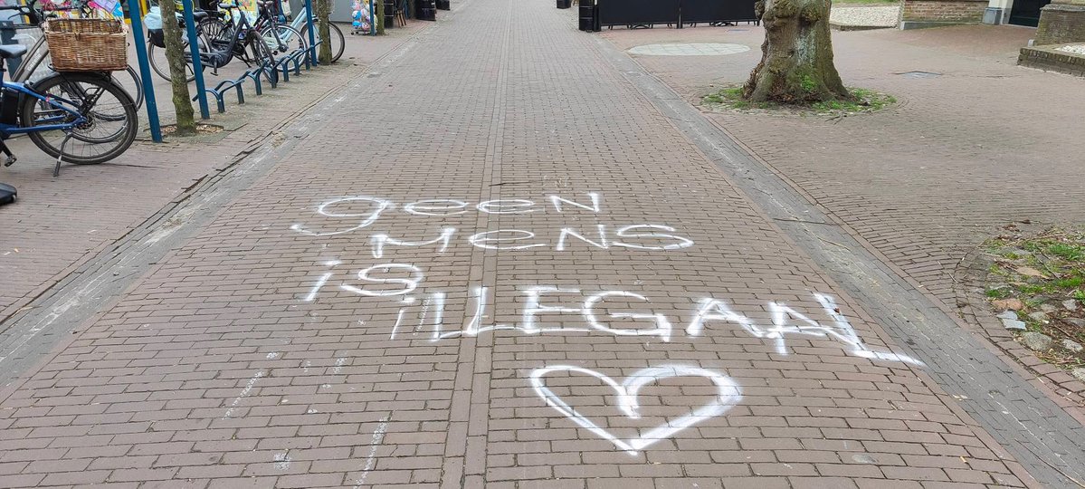 No Context Dutch 🇳🇱 tweet media