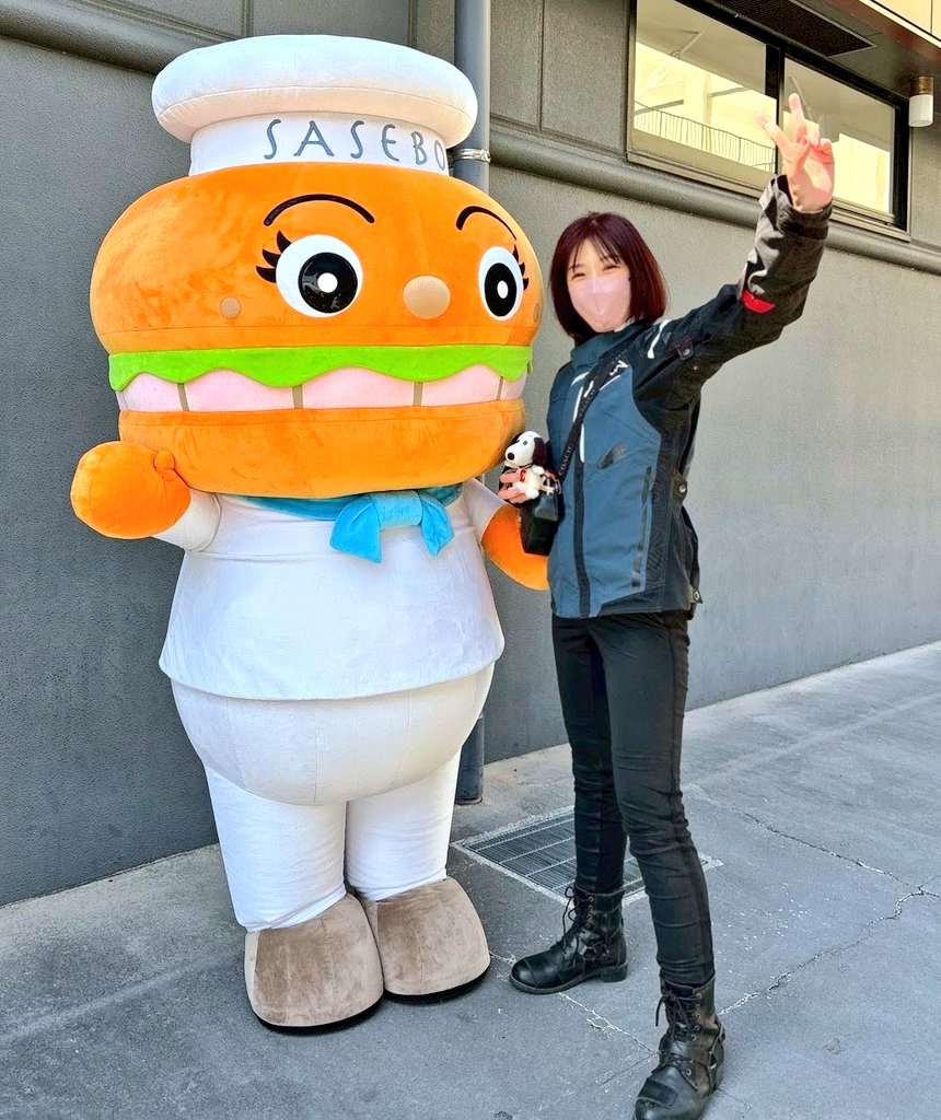 nico ringo🍎 tweet media