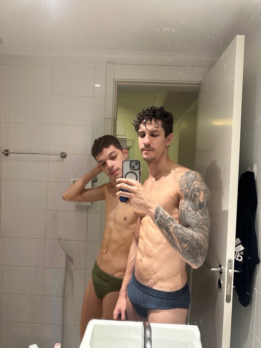 naosouoryan tweet media