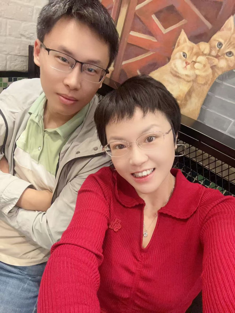 yangwang8000's tweet photo. @sanhuyanxishe 电话13288675486 黄睿淇 黄丽芳 黄曦 骚麻皮一个啊 欢迎大家撩妹妹 搞搞啊 1988年的骚妹，坐标广州的，老家清远连州星子镇。 https://t.co/TQH81FTEFJ