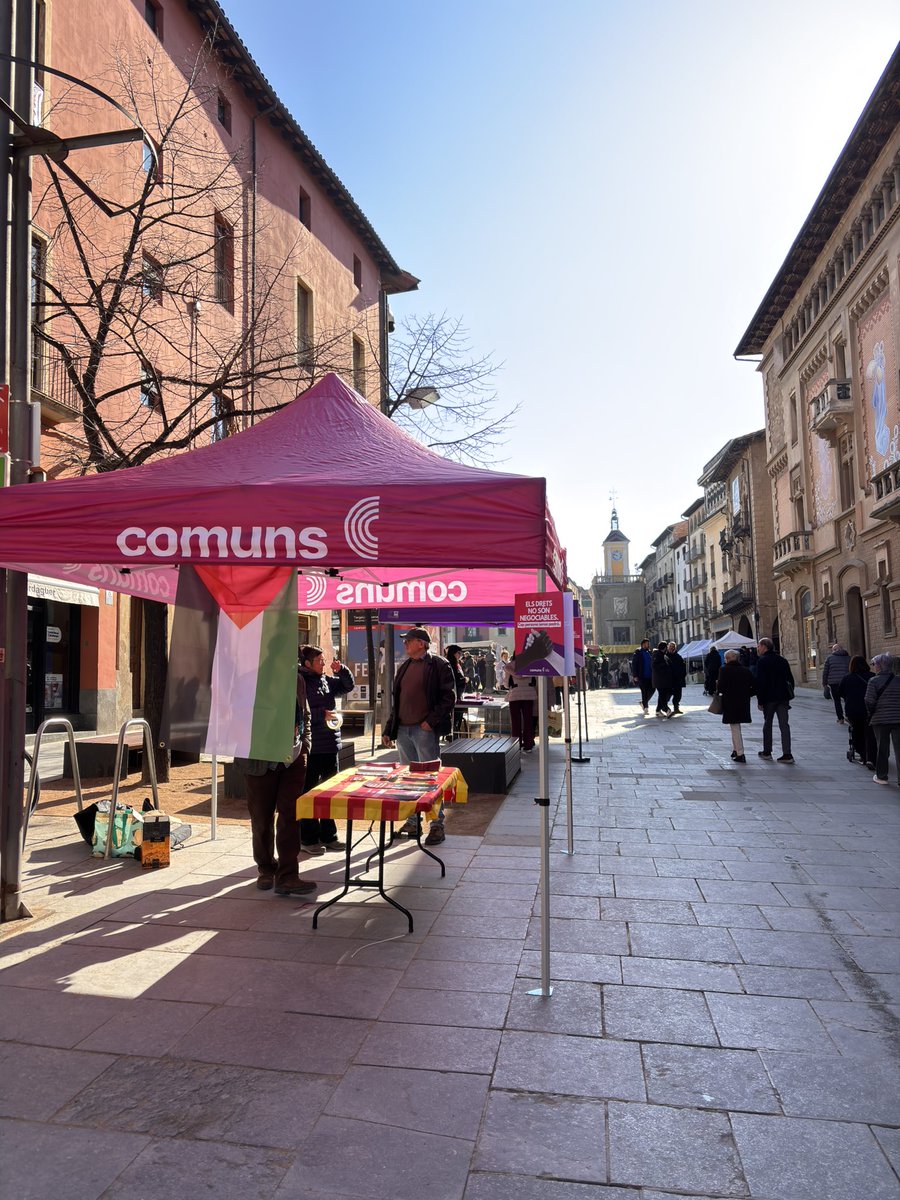 Vic En Comú Podem tweet media