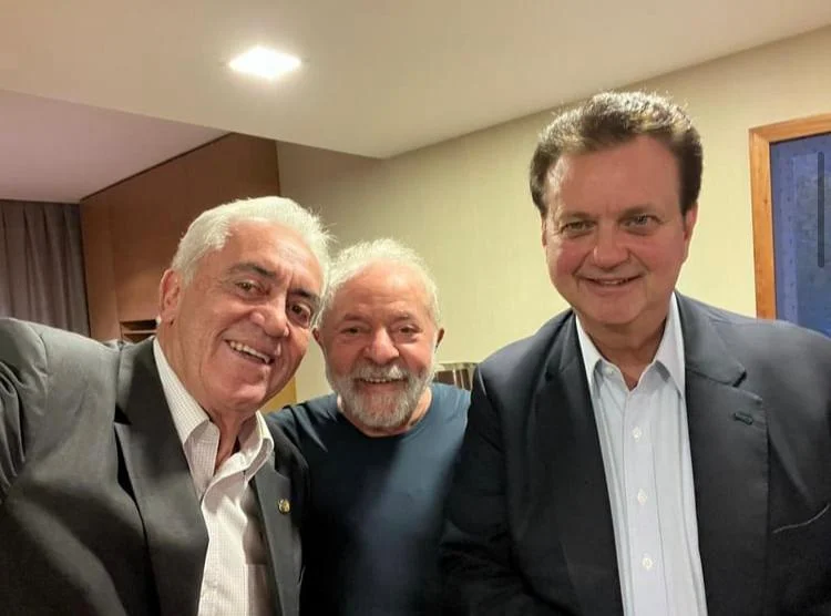 Analista Político tweet media