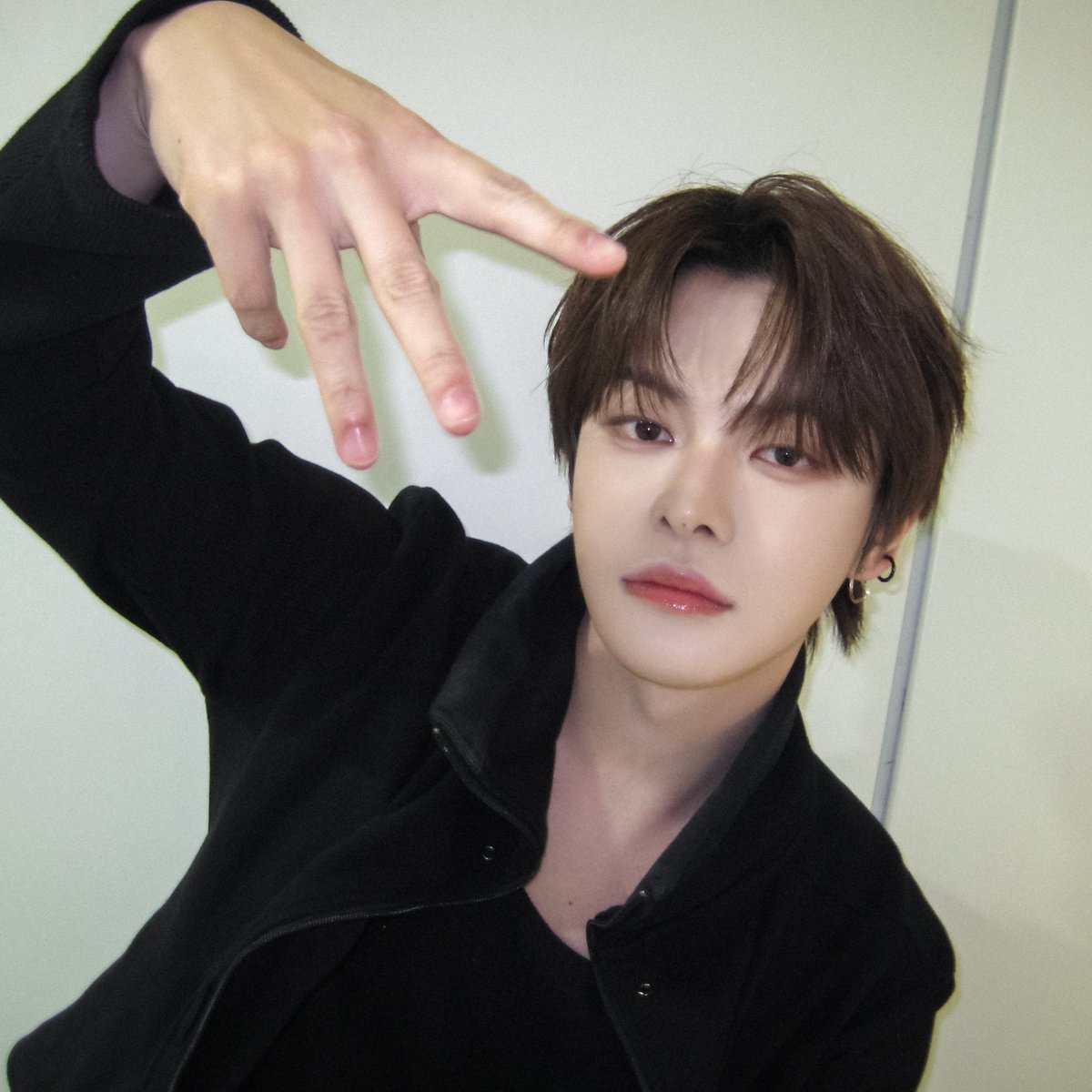 𝙘𝙤𝙢𝙢𝙞 tweet media