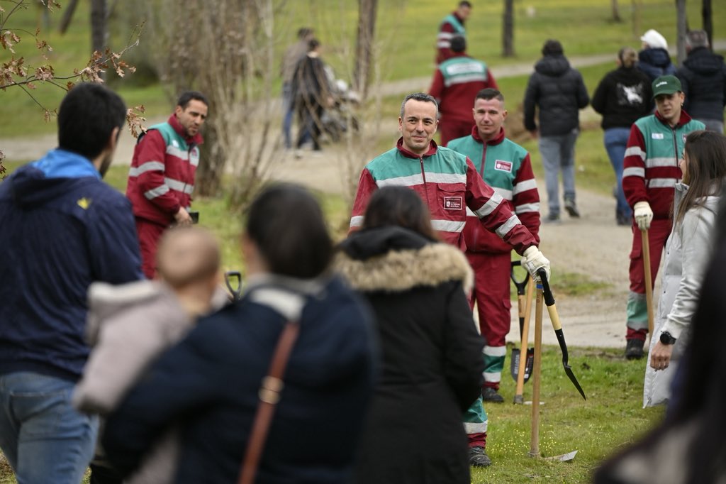 Carlos Bolarín tweet media