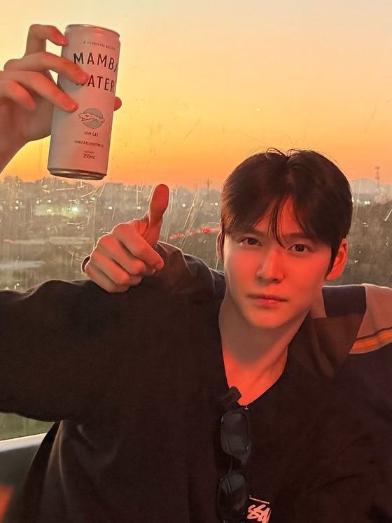 🎧ྀི tweet media