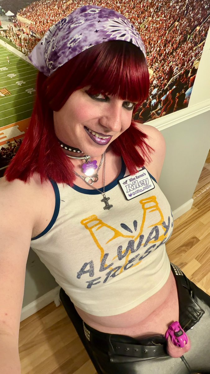 Riley_Rayne tweet media