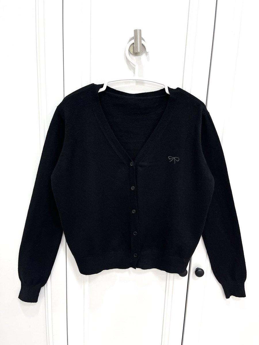 cardy cardigan tweet media