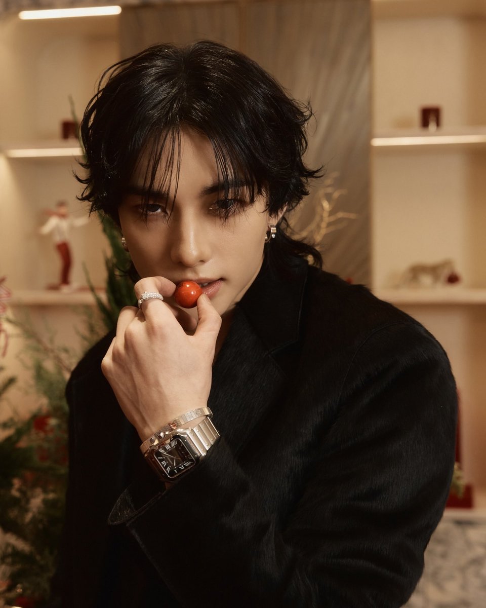 Hyunjin China Data Chart tweet media