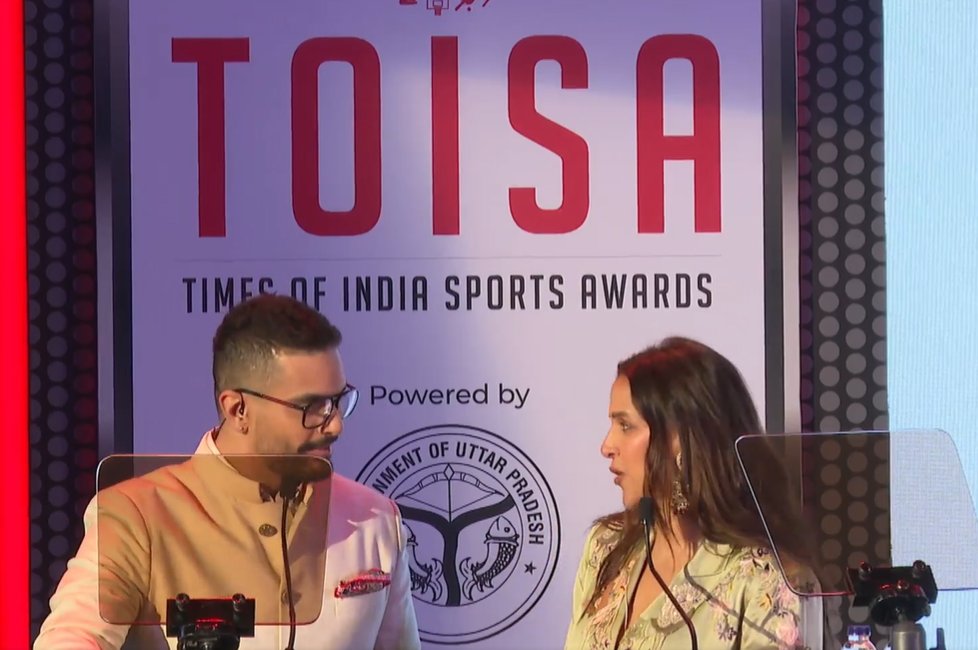 timesofindia's tweet photo. The celebration begins...
#Lucknow hosts a grand celebration as India’s finest athletes come together
Follow LIVE updates 🔗https://t.co/lnytVLJCZ6
#TOISA2025 #TOISA https://t.co/MACcTH5uJX