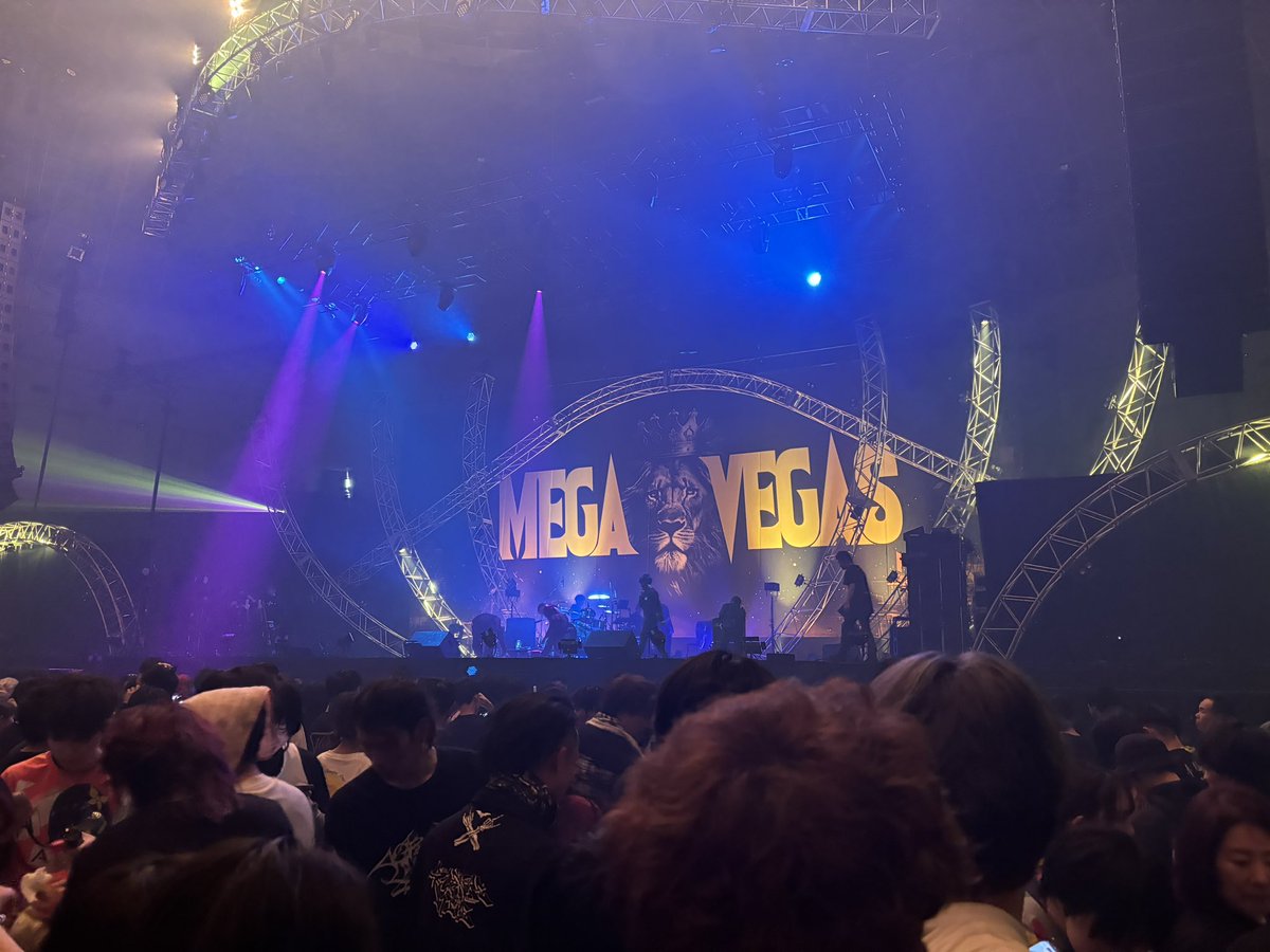 fm802_gm4's tweet photo. メガベガス楽しかった〰️❕❕❕❕ https://t.co/qn8d0kQhm3