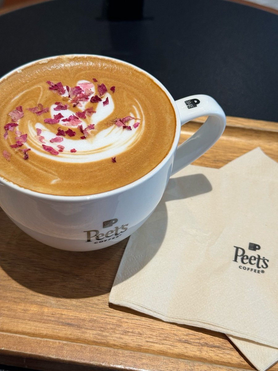 Emily Chow tweet media