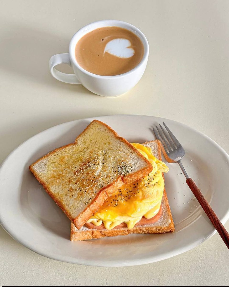 I'm awake, hale and hearty ☕☕☕
Ina'kwana