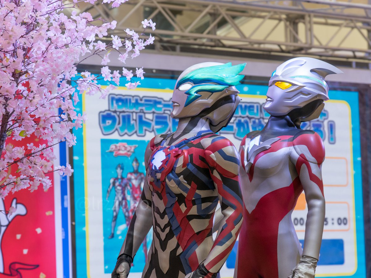20260321 アリオ八尾

2人して桜を眺めていました
エモいような、ややシュールなような

#ウルトラマンブレーザー
#ウルトラマンアーク
#アリオ八尾