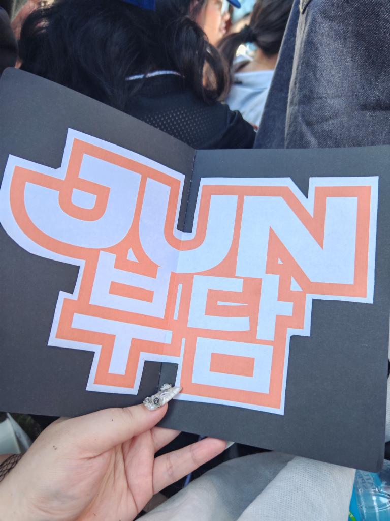 jen saw svt 🥹 itzy tix reserved tweet media