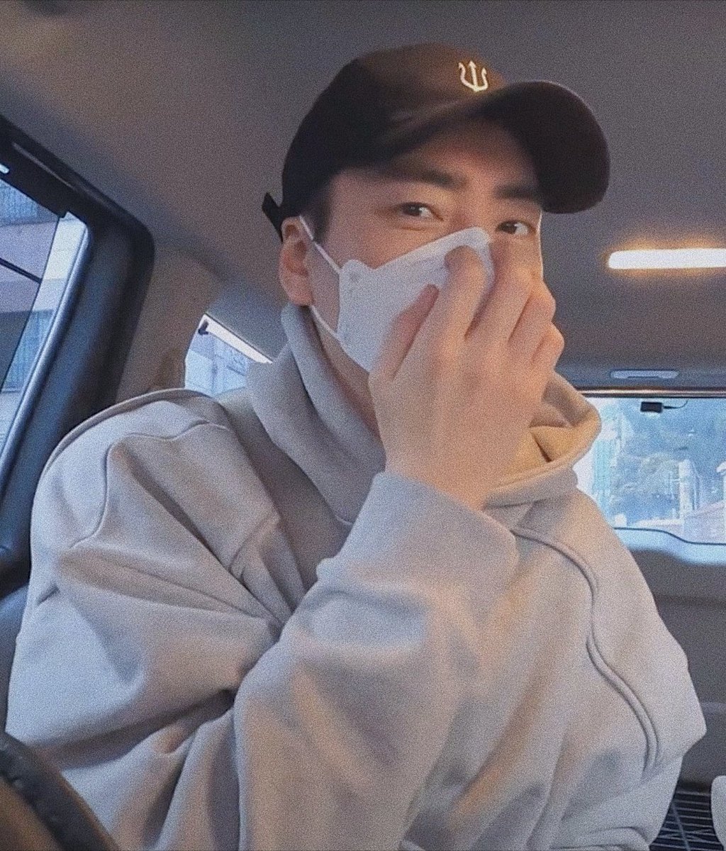 oraeoreo05's tweet photo. 이준혁!!!!!!!!!!!! 제발이준혁이요.. 🥹🥹 https://t.co/w0DYhQqYxE
