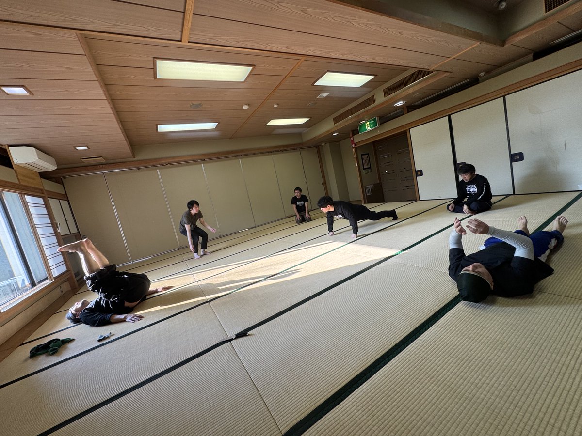 陸奥守 tweet media