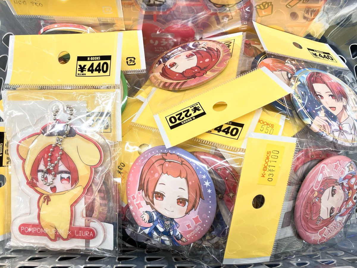 入荷情報】 いれいす 缶バッジやアクキー、アクリルスタンドなど 各種