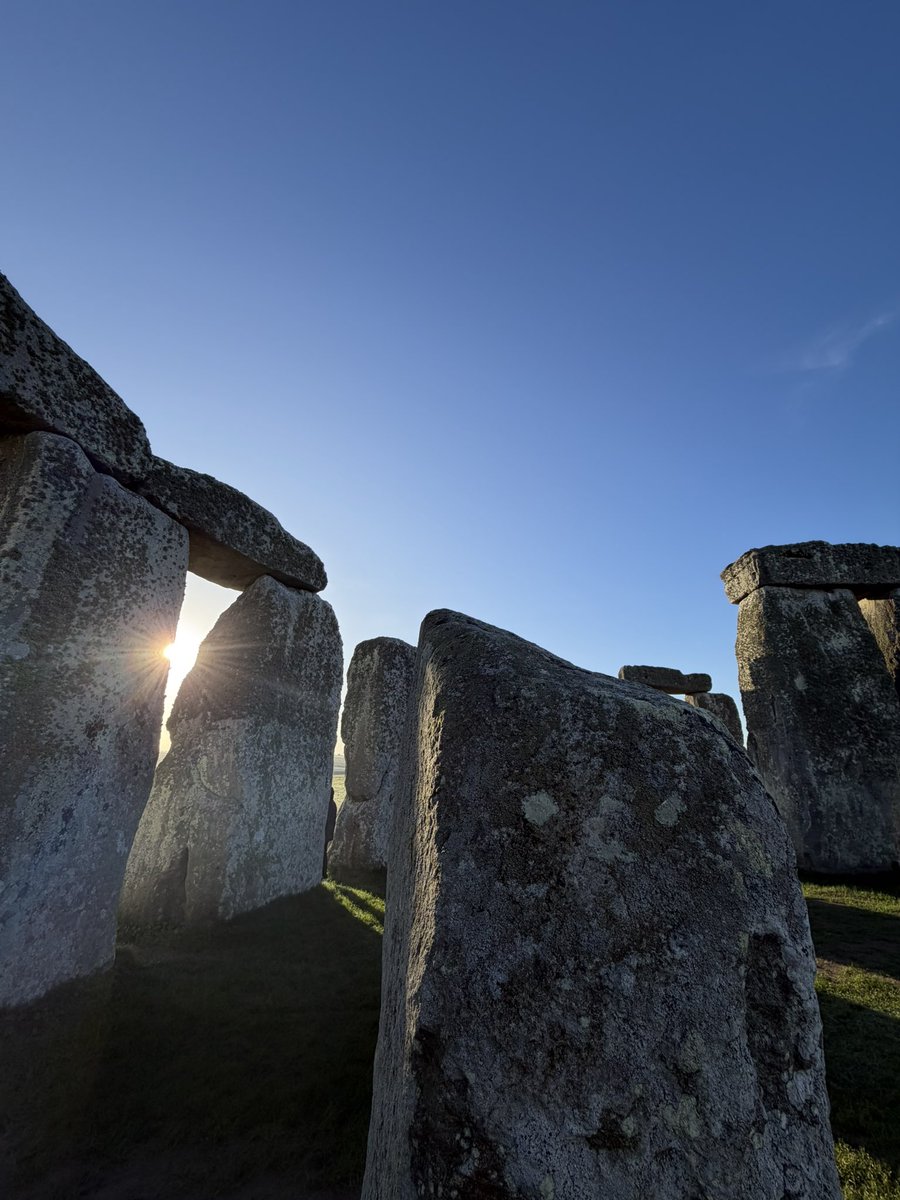 Stonehenge U.K tweet media