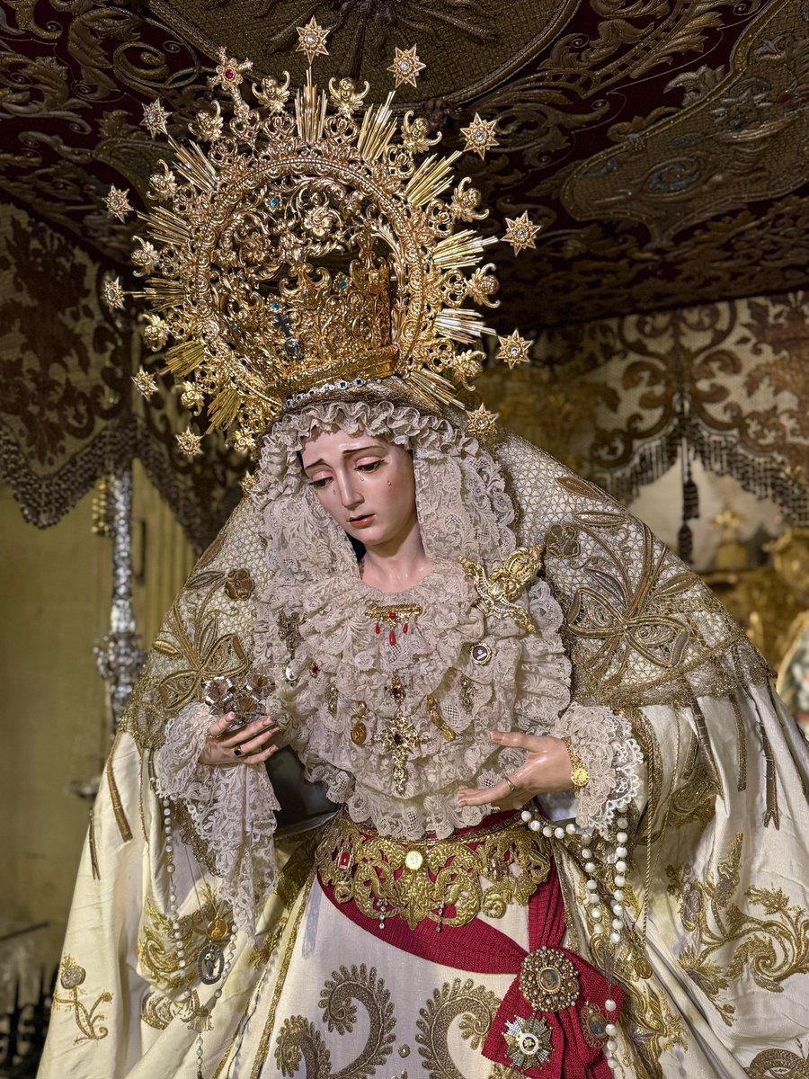 Hermandad Sacramental Cautivo y Encarnación tweet media