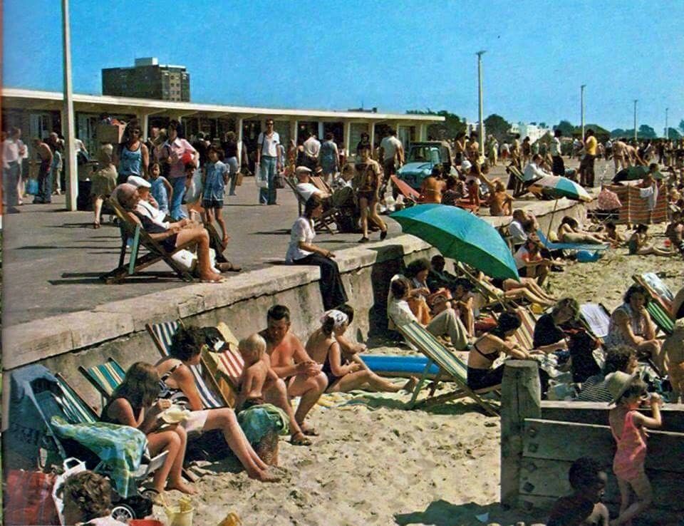 YesterdaysBrit1's tweet image. Bring on the sunshine!!!
Bring back the good old days!!!