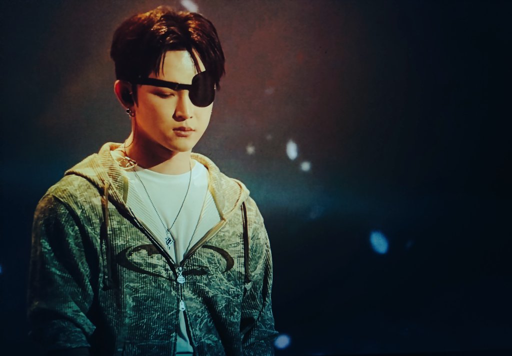 原us •· Bett 🛸 tweet media