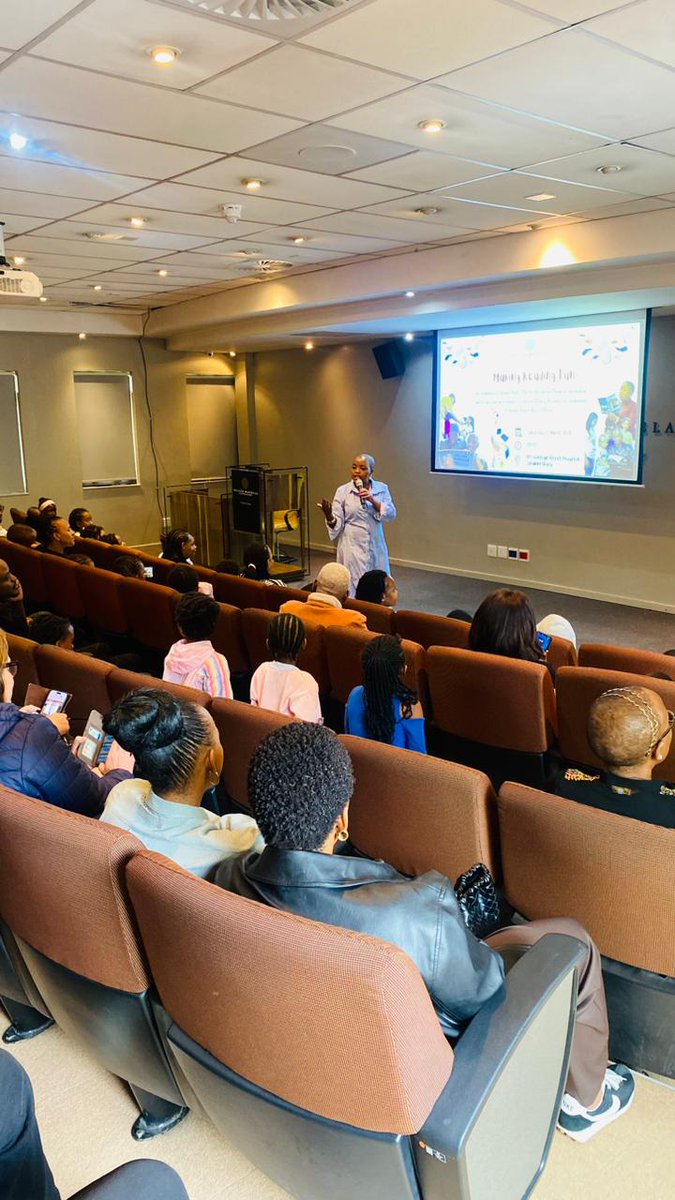 NelsonMandela tweet media