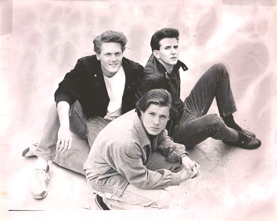 Gray Jones tweet media