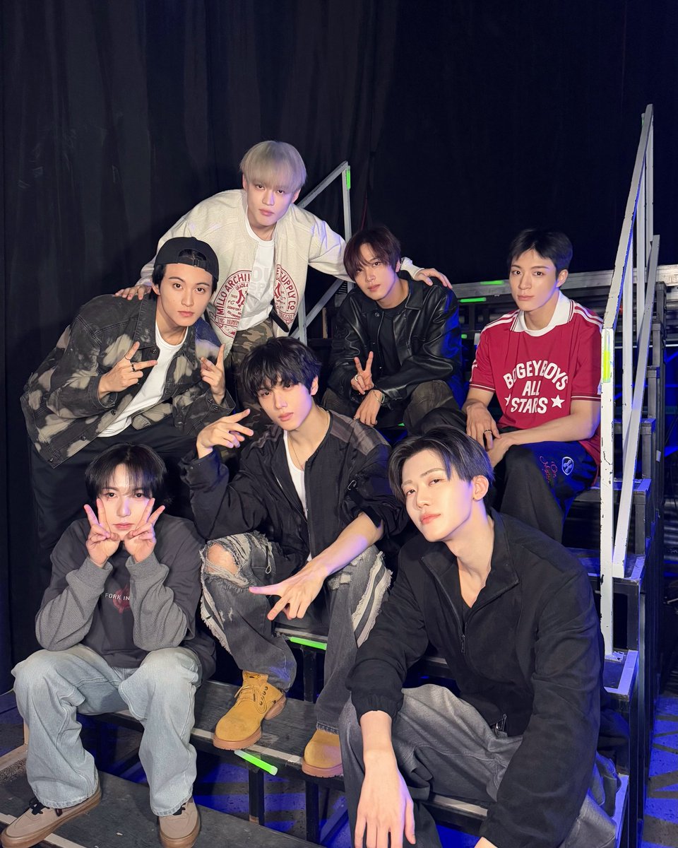 어제는 참 재미있었단 말이죵 갈수록 더 즐겨야 하는데 우리 즈니💚들 가능하려나..? 기대하고 있을게 캬컄ㅋ 토요일 불태워보자궁! 곧 만나 울 애기들

#JAEMIN
#NCTDREAM #THEDREAMSHOW4 #FUTURETHEDREAM
#NCTDREAM_THEDREAMSHOW4
#NCTDREAM_THEDREAMSHOW4_FINALE