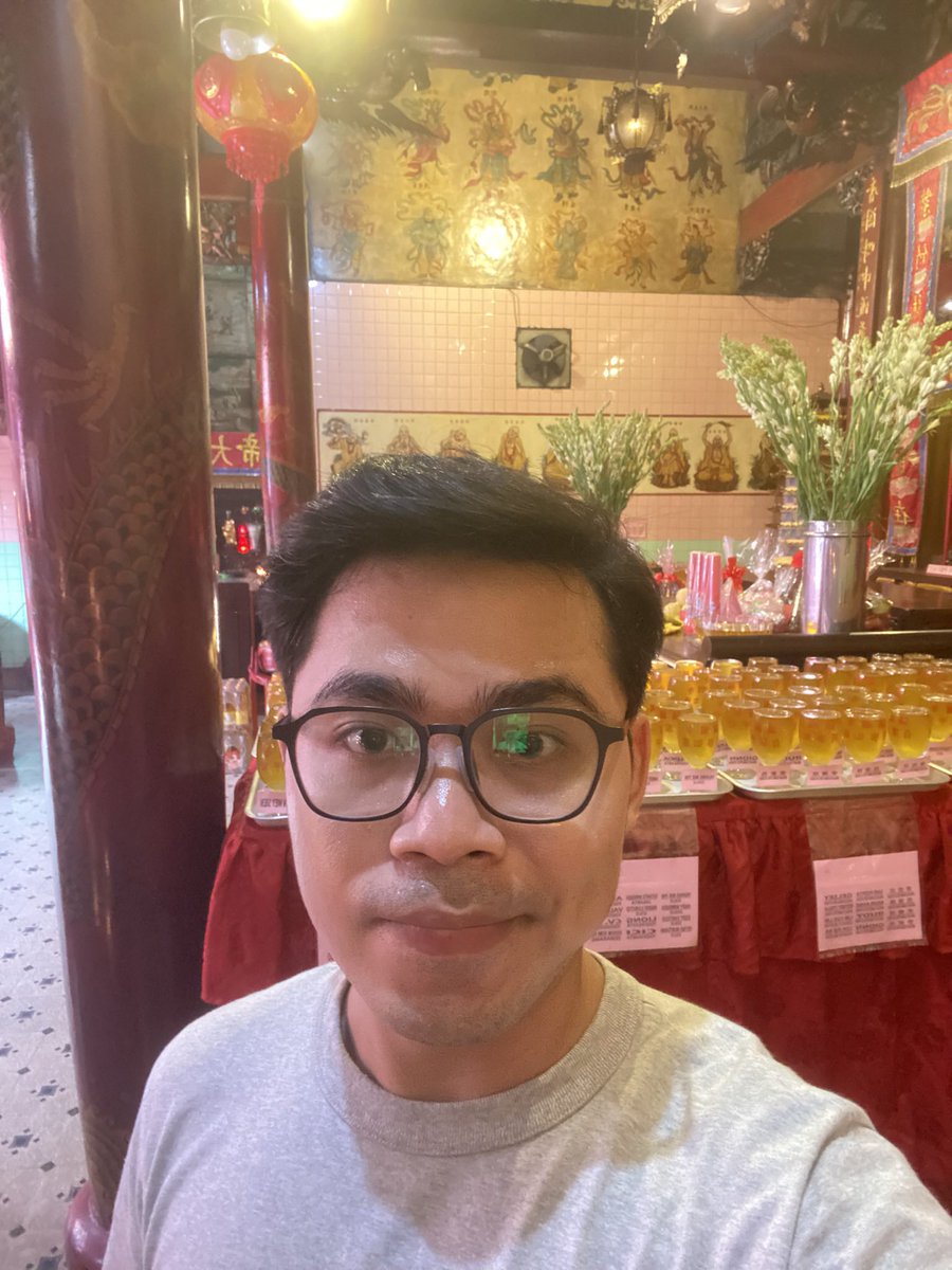 نَقِيّ tweet media