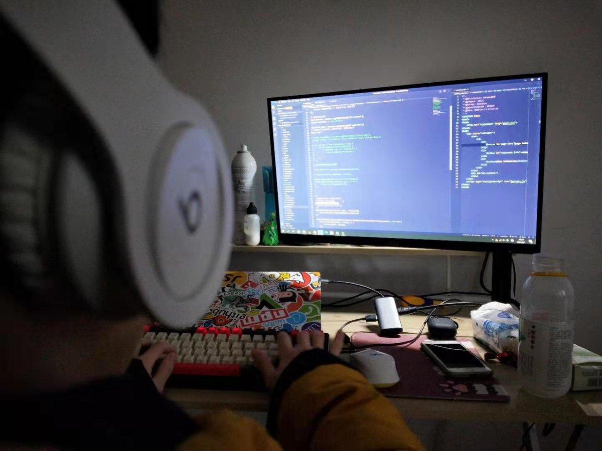 jacqueline valoz tweet media