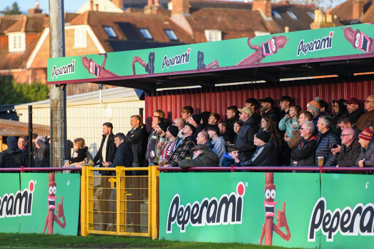 Farnham Town FC tweet media