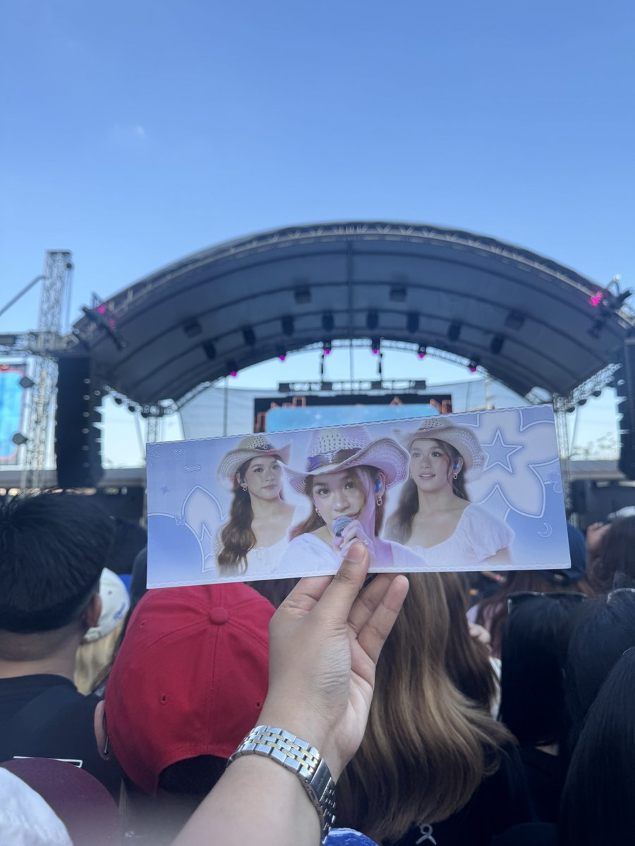 kels ⌁☍ tweet media