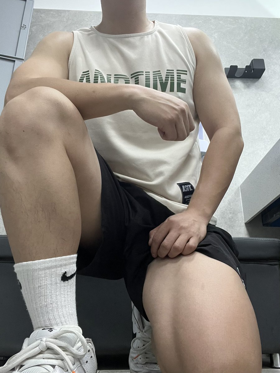 DM-cgylk tweet media