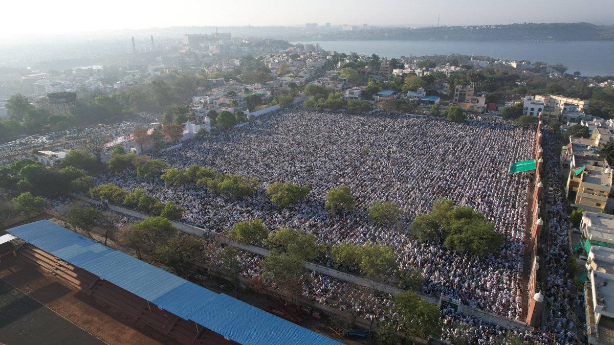 Hindistan’da bayram namazı