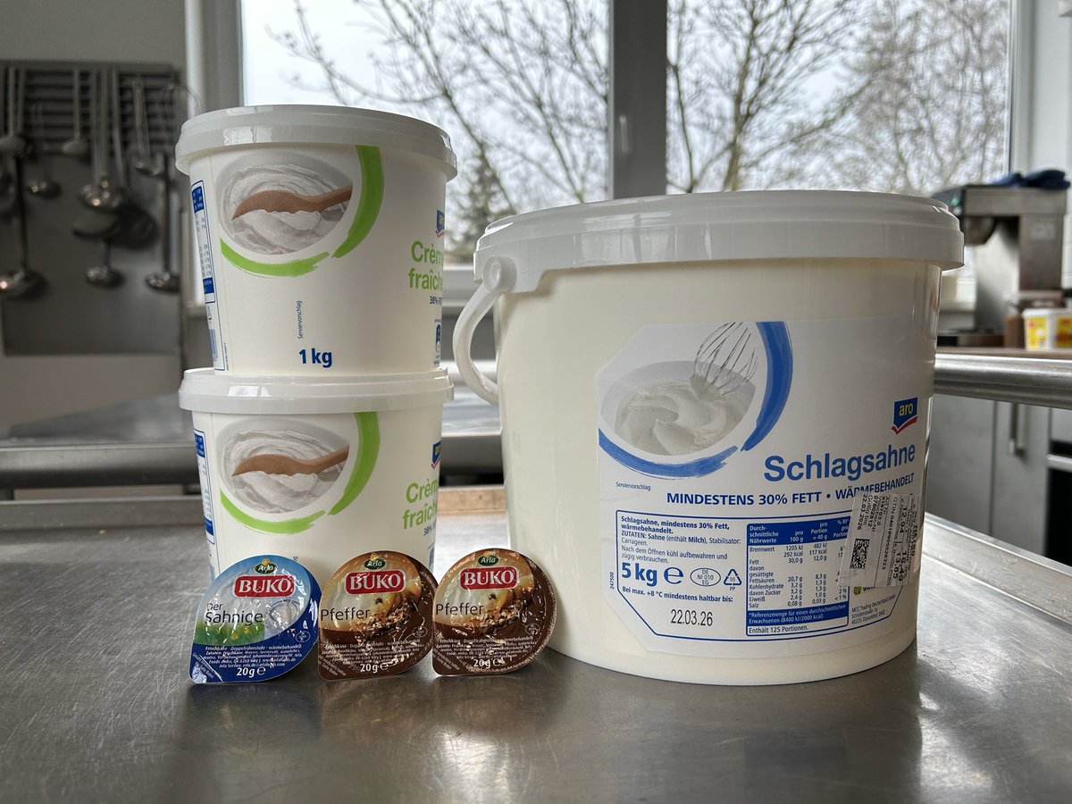 Eine Flocke Butter….
Bringt Farbe in die Küche…
Mehr ist mehr…