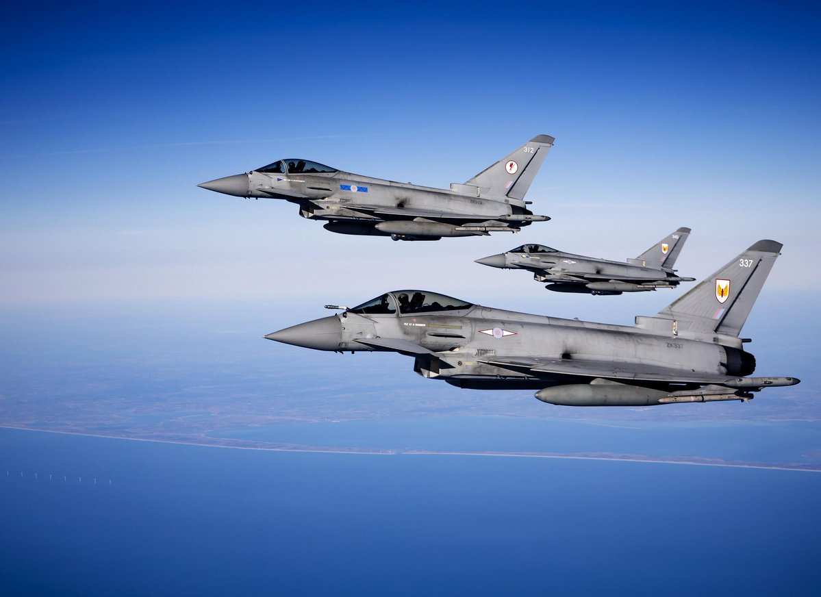 RAF_Luton tweet media