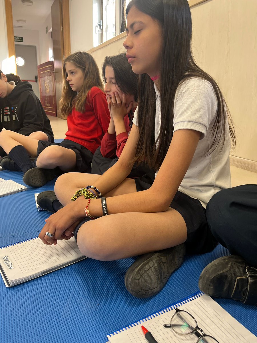 Colegio Virgen Milagrosa tweet media