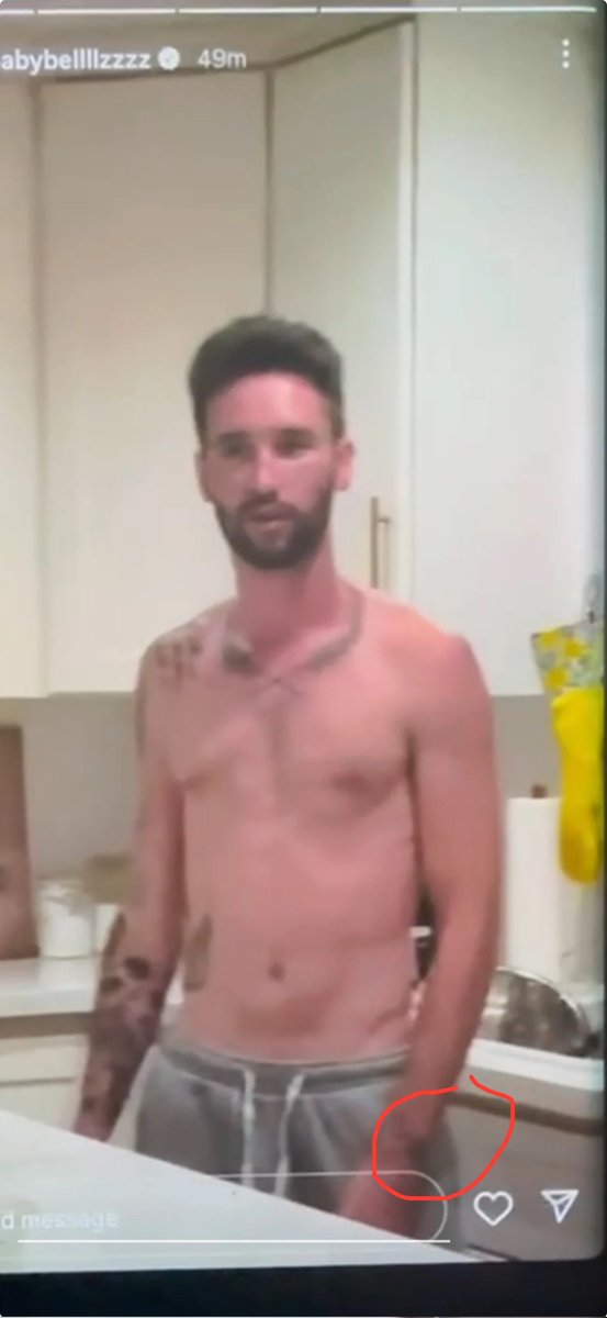 M6izzy's tweet photo. @FOXLA  this guy Ethan Grey is the suspect he runs Daizy Models and is co signer with Brazzers And has been mentally verbally and emotionally abusing @babybellllzzzz  drugging her with pink cocaine rufalin &amp;  benzodiazepines using her for human trafficking and prostitution https://t.co/TQQPq1FtTi