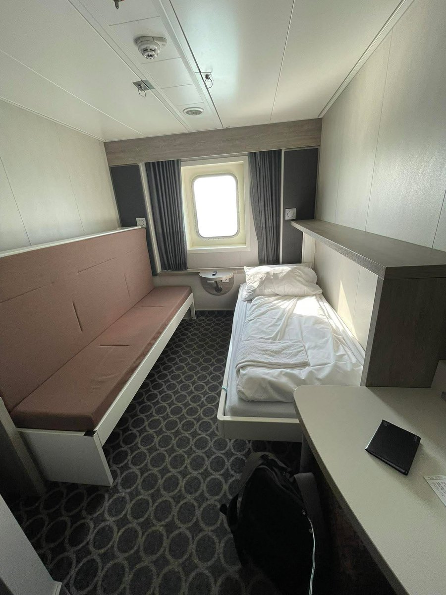 Lyra 🌻 tweet media