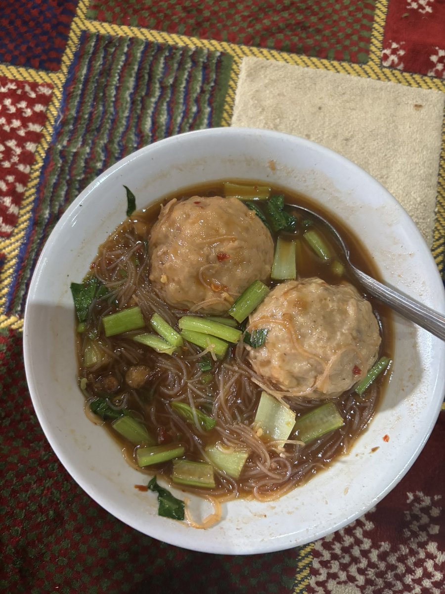 leya | kinda ia tweet media