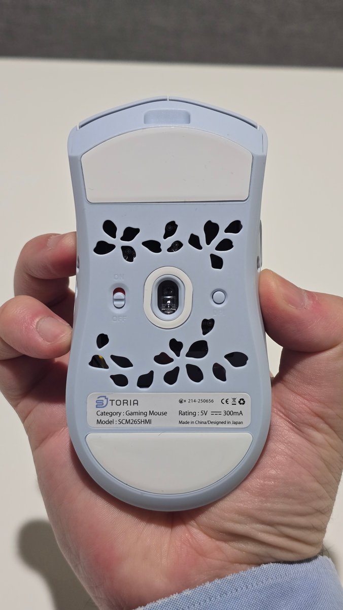 しじま アオ tweet media