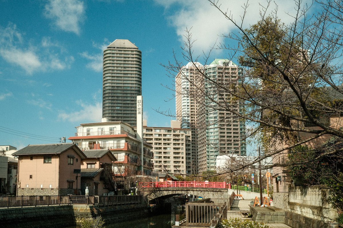 じるまん tweet media