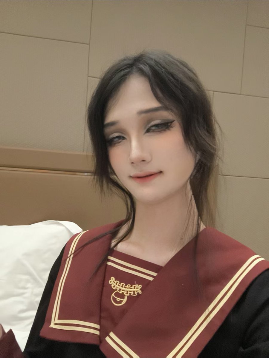 黑猫（互推私） tweet media