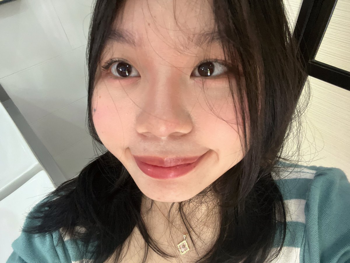 andi 🐰 tweet media